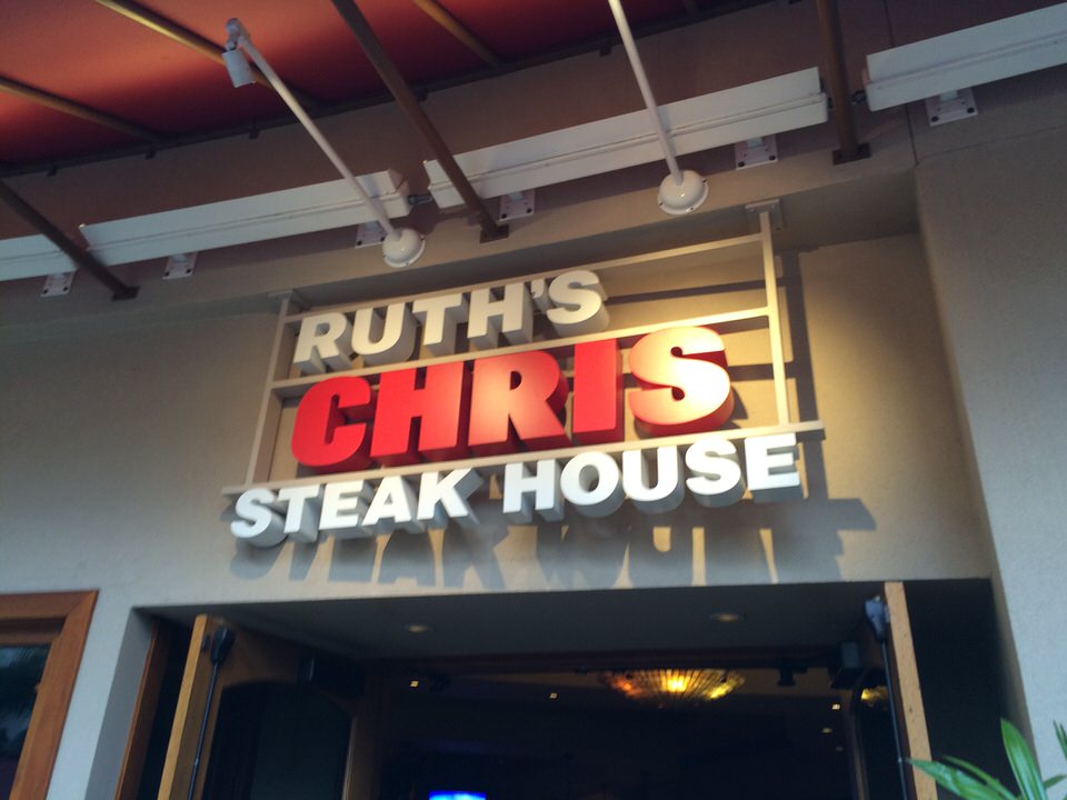 RUTH'S CHRIS STEAK HOUSE