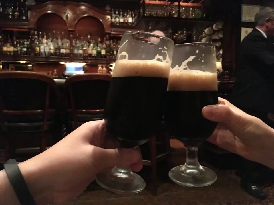 Maui Brewing Co. Coconut Hiwa Porter (マウイブルーイングココナツポーター) で乾杯!