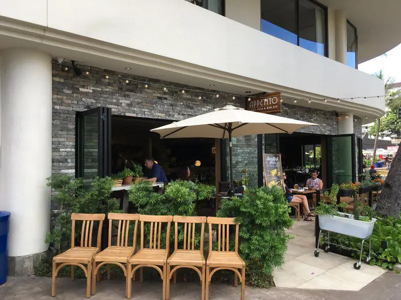 アペティート・クラフトピザ&ワインバーのお店外観