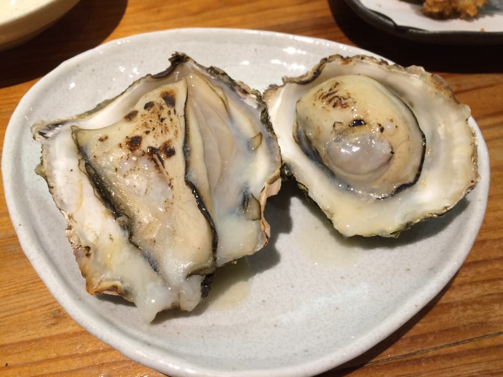 焼き牡蠣 1コ 300円