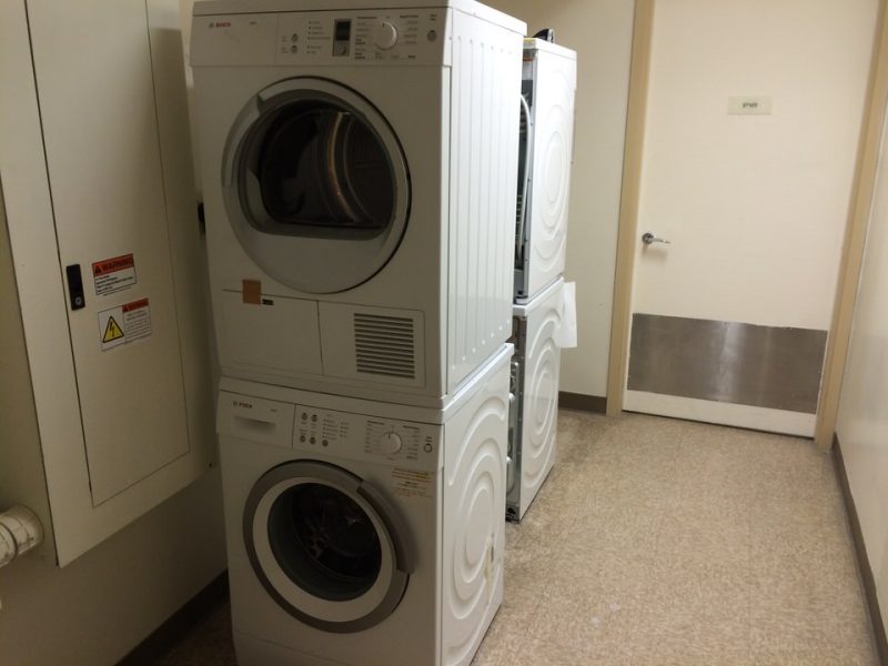 各階に洗濯機・乾燥機がついています。