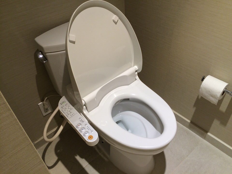 トイレはウォシュレット付き！