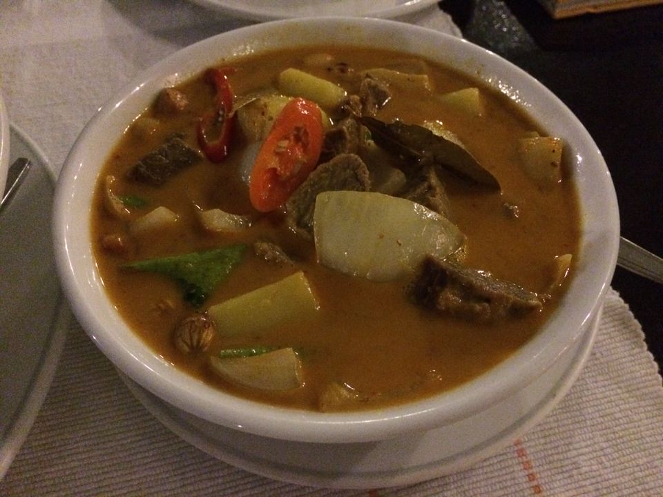 Massaman Curry with Beef, Potate & Peanut THB320
