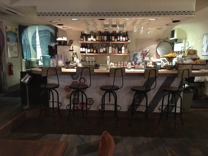 お店の奥にあるバーカウンター