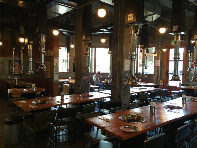 スラ ハワイの店内