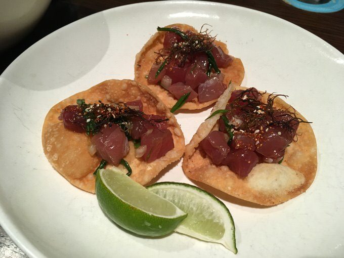 Ahi Poke Tacos アヒポケタコス 19ドル