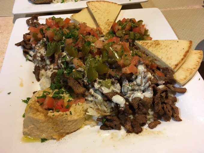 Beef Shawarma 牛肉シャワルマ 18.95ドル