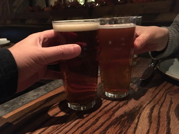 2杯目もIPA! Dirty Dog 8ドルとIcky IPA 7ドルで再度乾杯!
