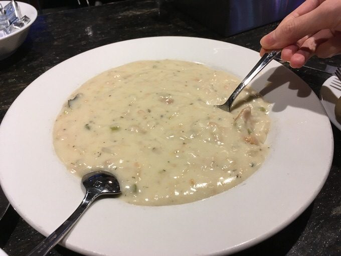 クラムチャウダー ボウル Clam Chowder bowl 8.99ドル
