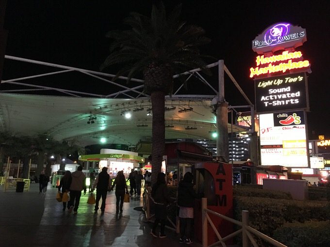 タンバ・ラウンジがあるハワイアンマーケットプレイス(ラスベガス)