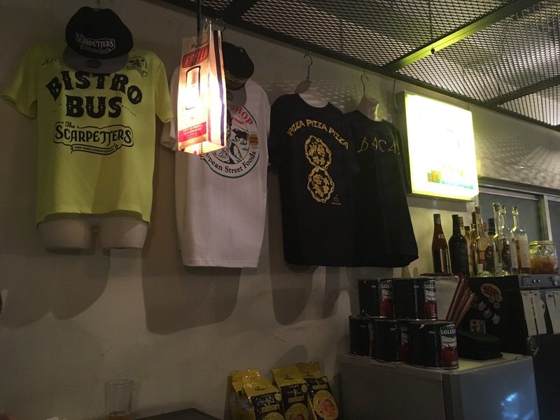 おしゃれな店内