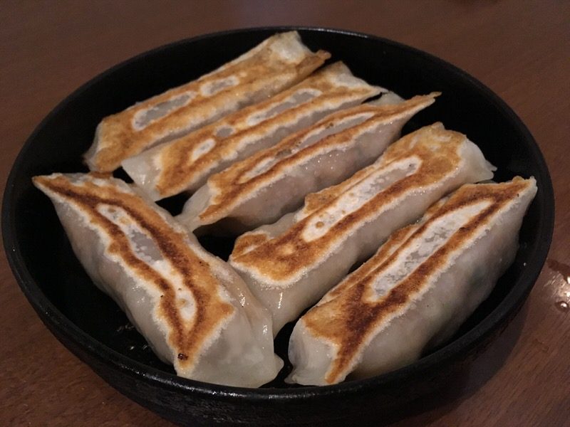 鉄鍋餃子(5本) 510円