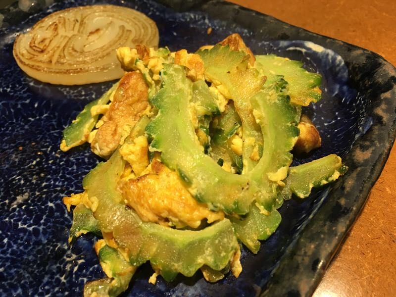 旬の沖縄野菜鉄板焼き (ゴーヤーチャンプル)