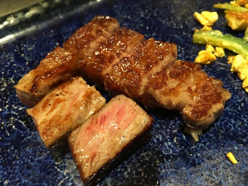 沖縄県産黒毛和牛の極上黒毛和牛サーロインステーキ