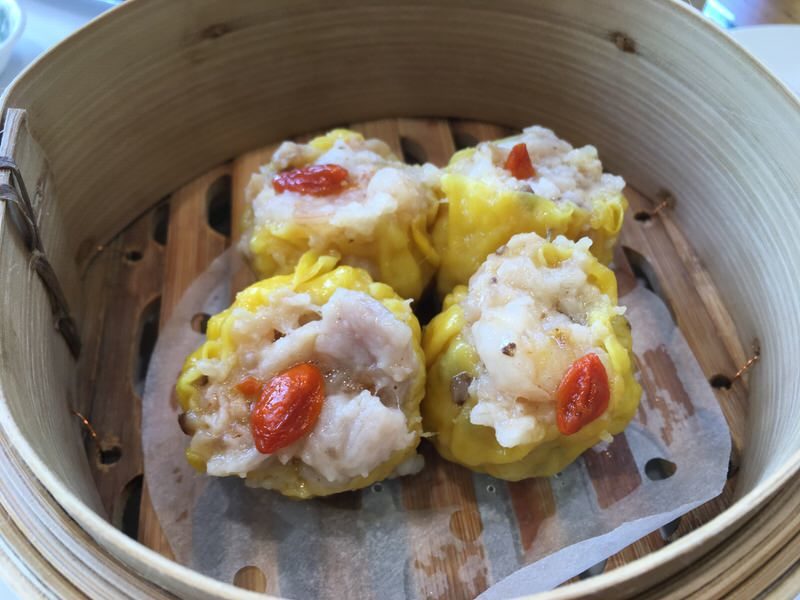 STEAMED PORK DUMPLINGS WITH SHRIMP (SIU MAI) 鮮蝦燒賣皇 5.25ドル