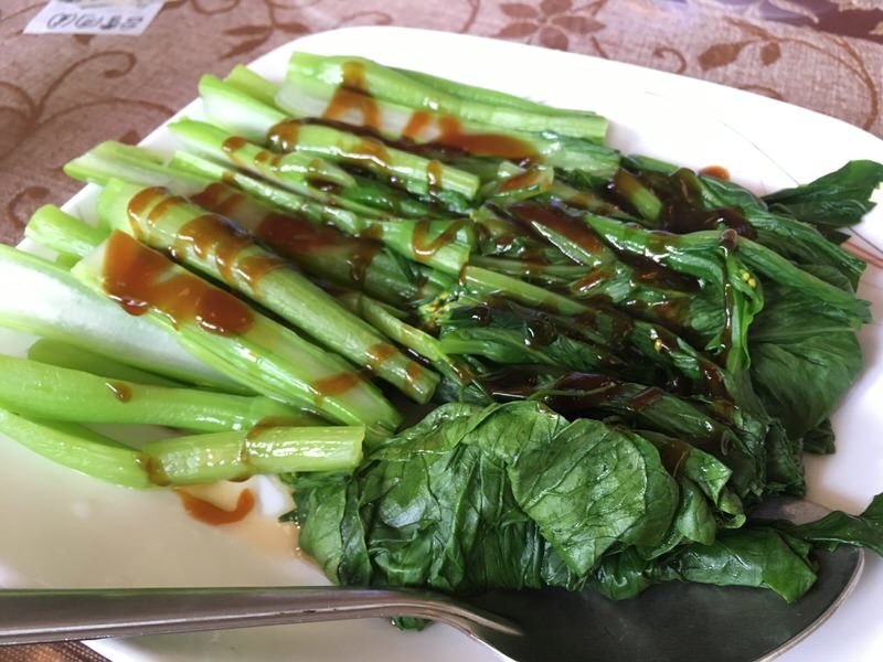 67 STEAMED CHOY SUM W/OYSTER SAUCE 蠔油菜心 9.95ドル