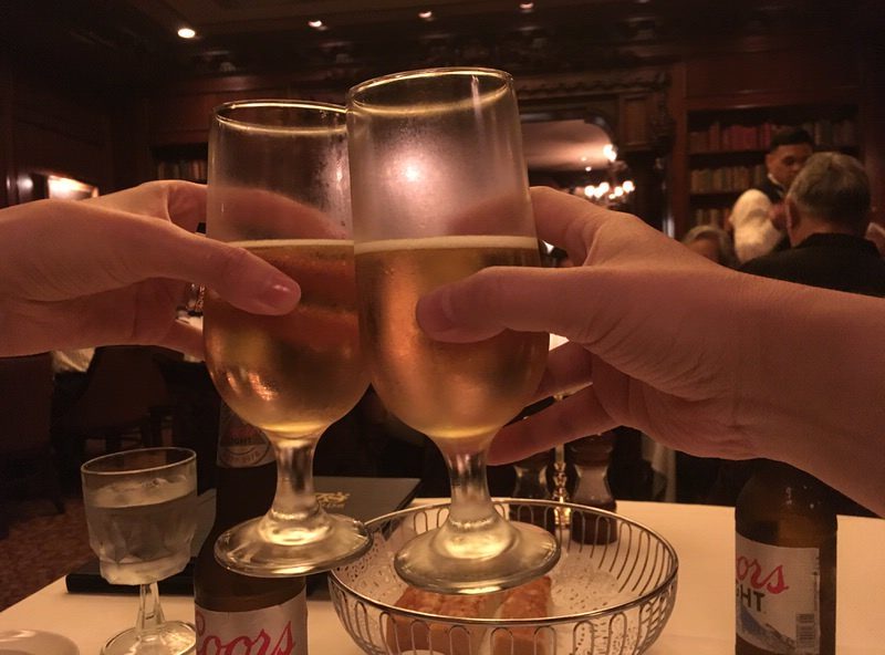 クアーズライト 5ドルで乾杯！