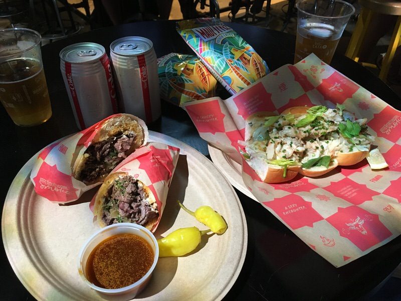 スモークローストビーフディップとタラバガニロール