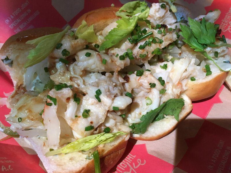 タラバガニロール 27.99ドル