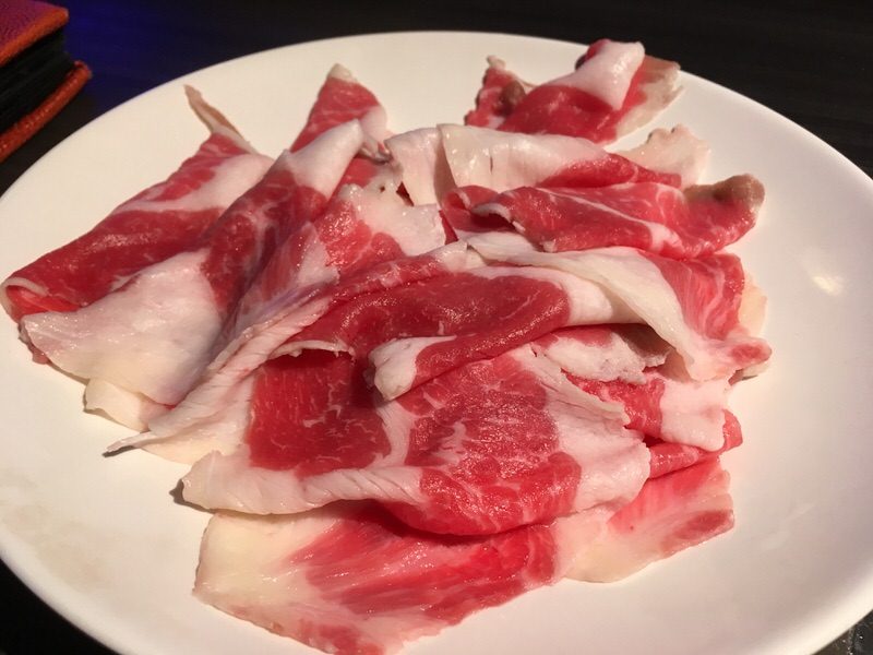 4. 肩バラ肉の薄切り PREMIUM CHADOL