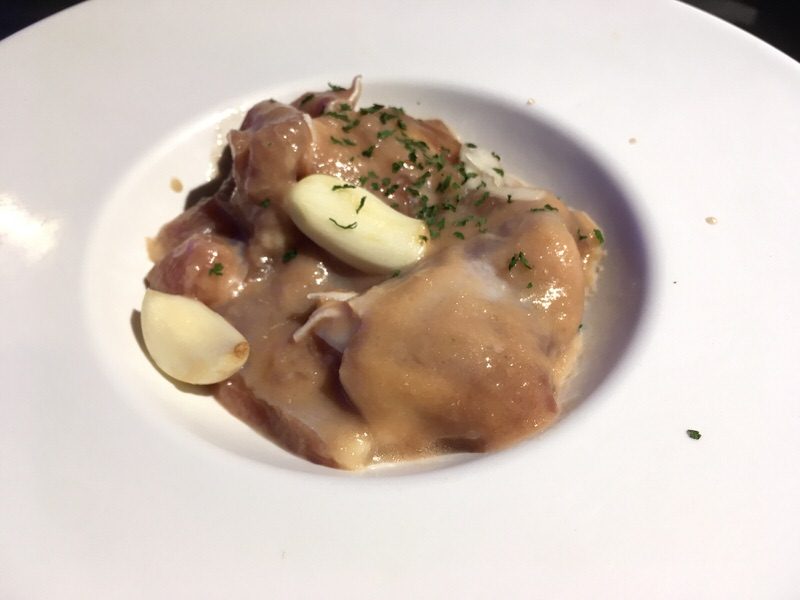 22. にんにく漬けチキン GARLIC CHICKEN