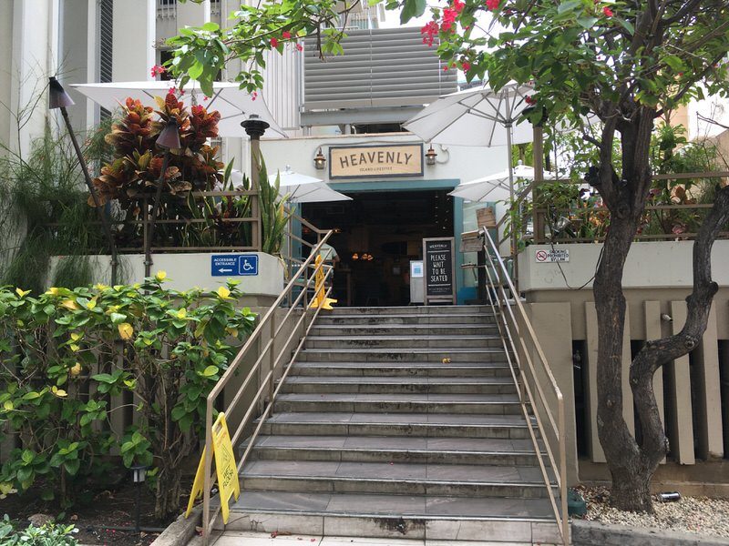 ヘブンリー アイランド スタイルのお店外観