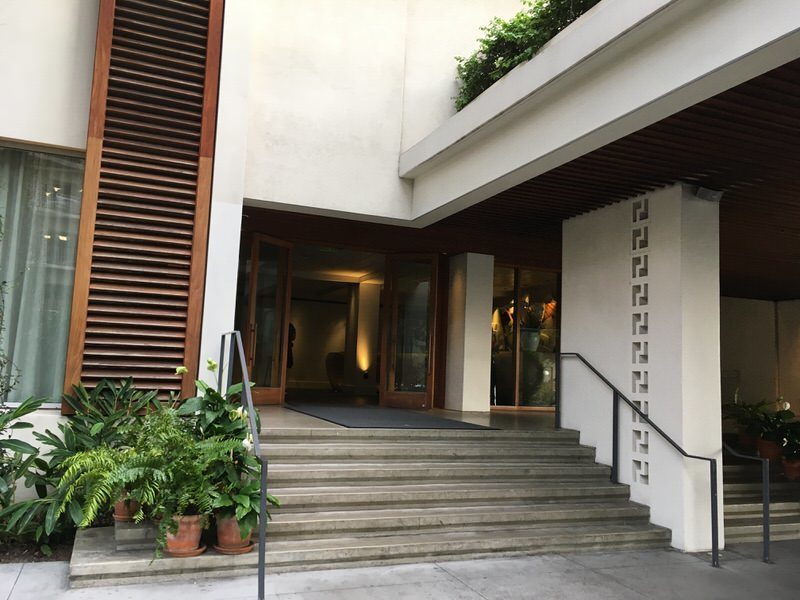 ザ・モダン・ホノルルの入り口