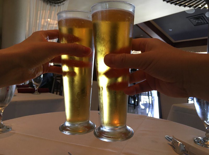 アサヒスーパードライ 5.5ドルで乾杯!