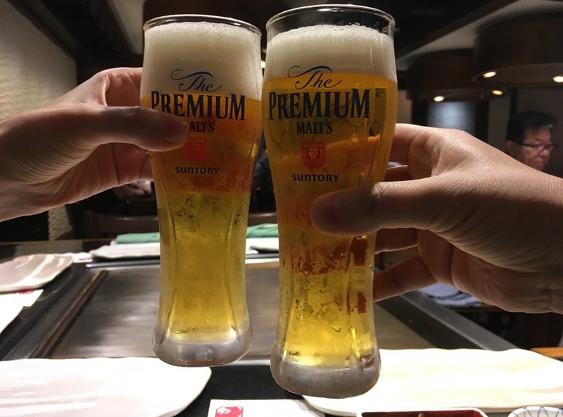 サントリー ザ・プレミアムモルツ(7ドル)で乾杯！