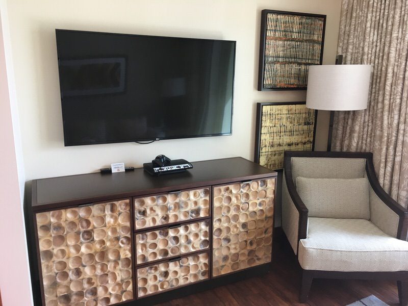 リビングのテレビ