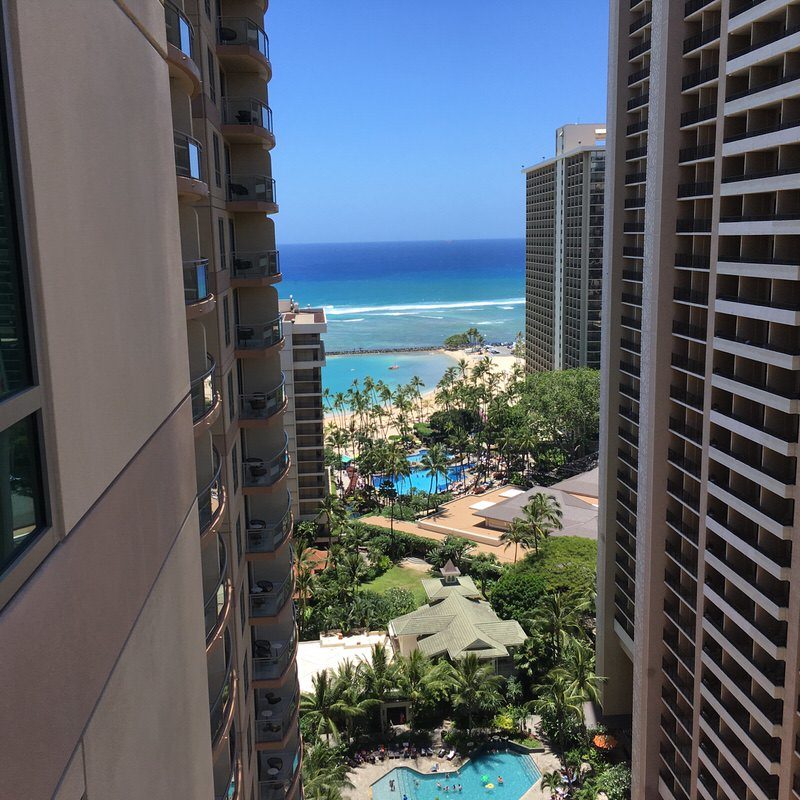 ラナイからは海も見えます。