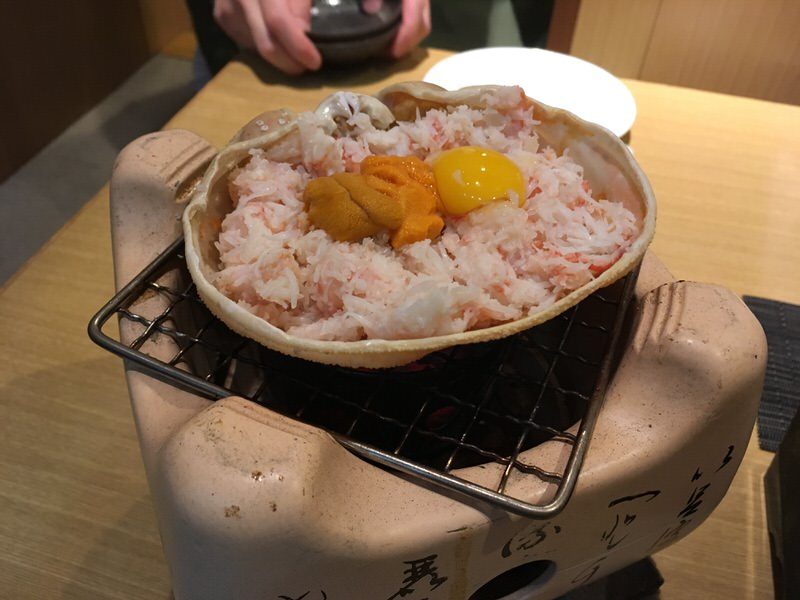 うにとかにの甲羅焼き 2,400円