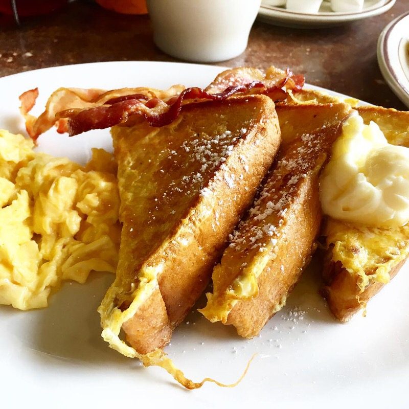 妻の頼んだフレンチトースト