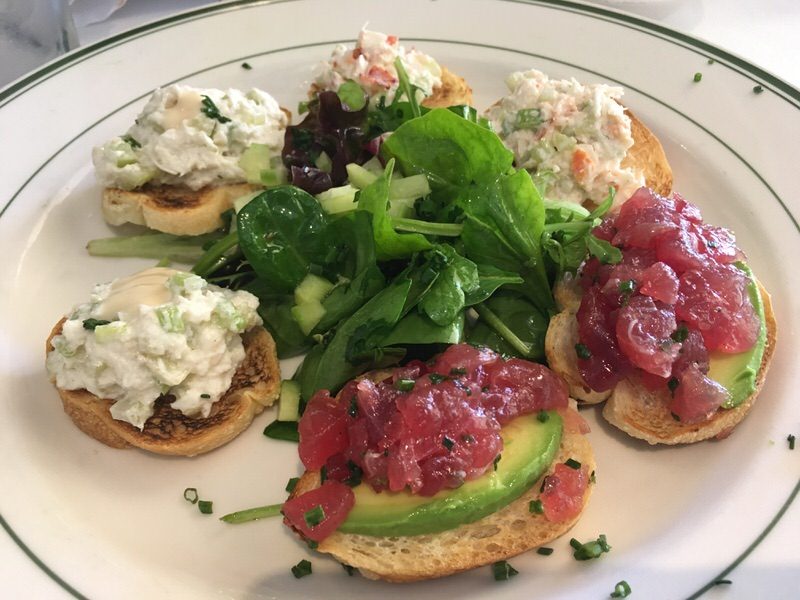 SEAFOOD COMBO (シーフードコンボ) 10ドル