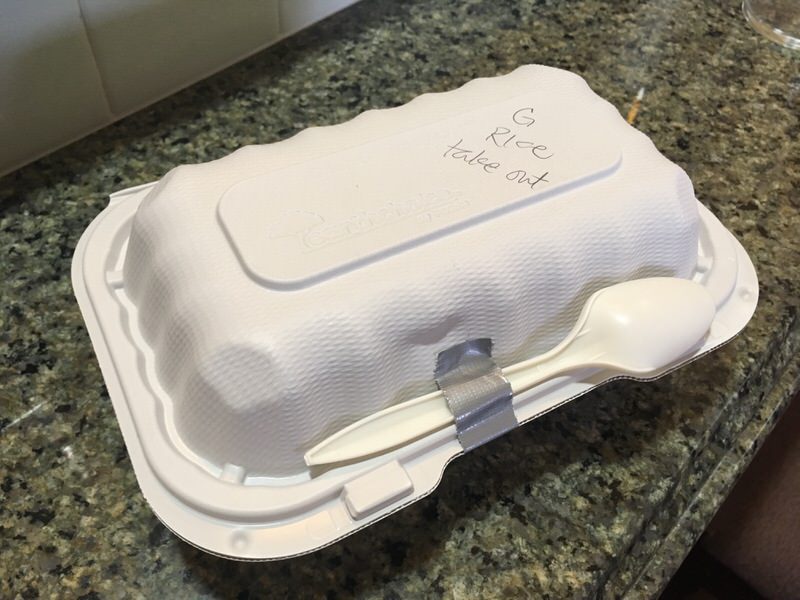 持ち帰ったオリジナル・ガーリック・フライドライス 14.00ドル