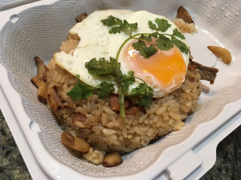 オリジナル・ガーリック・フライドライス 14.00ドル