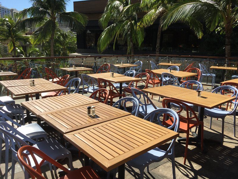 ショアファイヤー(shorefyre)のテラス席