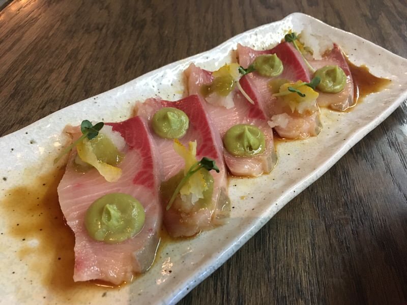 ハマチと大根のカルパッチョ 10ドル (通常11ドル)