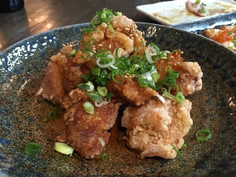 竜田揚げ・油淋鶏ソース 7ドル (通常10ドル)