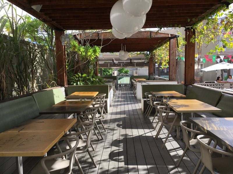 BUHOの開放的な店内 その2