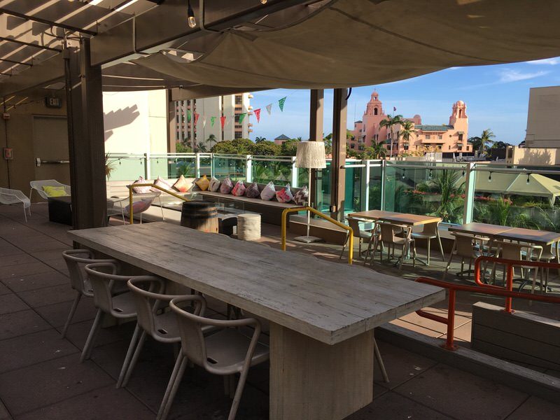 BUHOの開放的な店内 その5