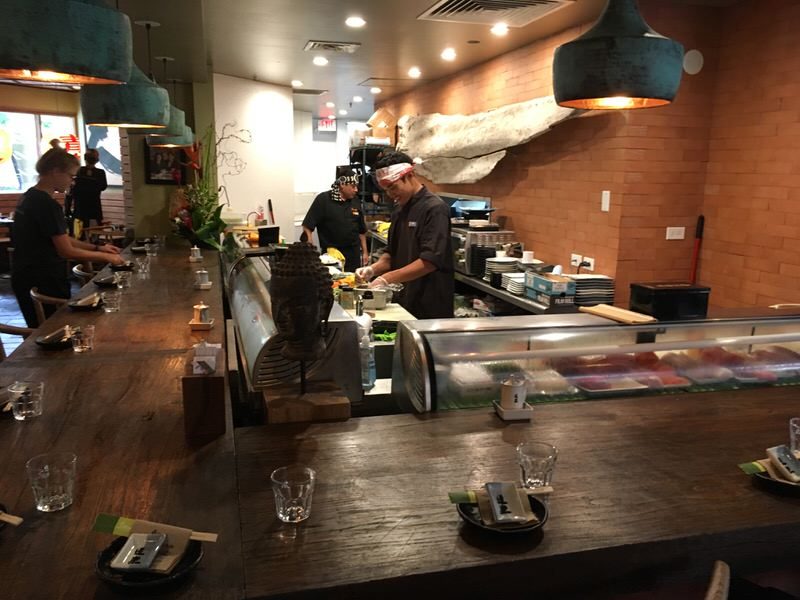 道楽寿司の寿司カウンター