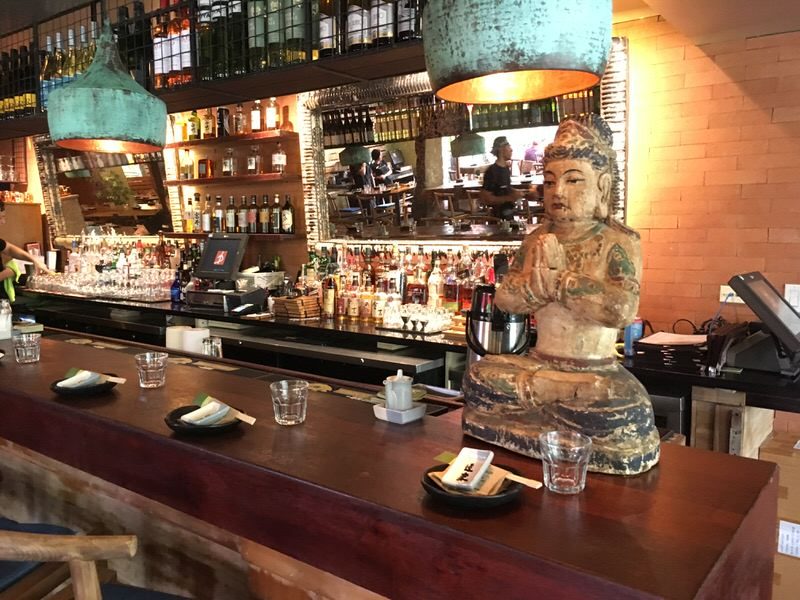 道楽寿司のバーカウンター