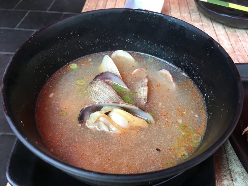 あさりの酒蒸し 9ドル