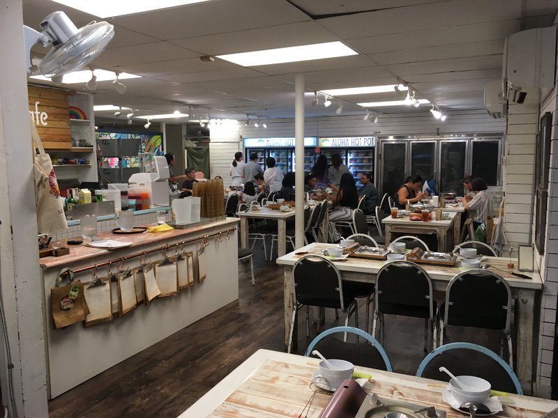 スイートホームカフェ ワイキキの店内