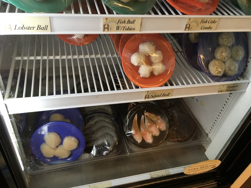 スイートホームカフェの具材 カニ、ホタテ、エビなど