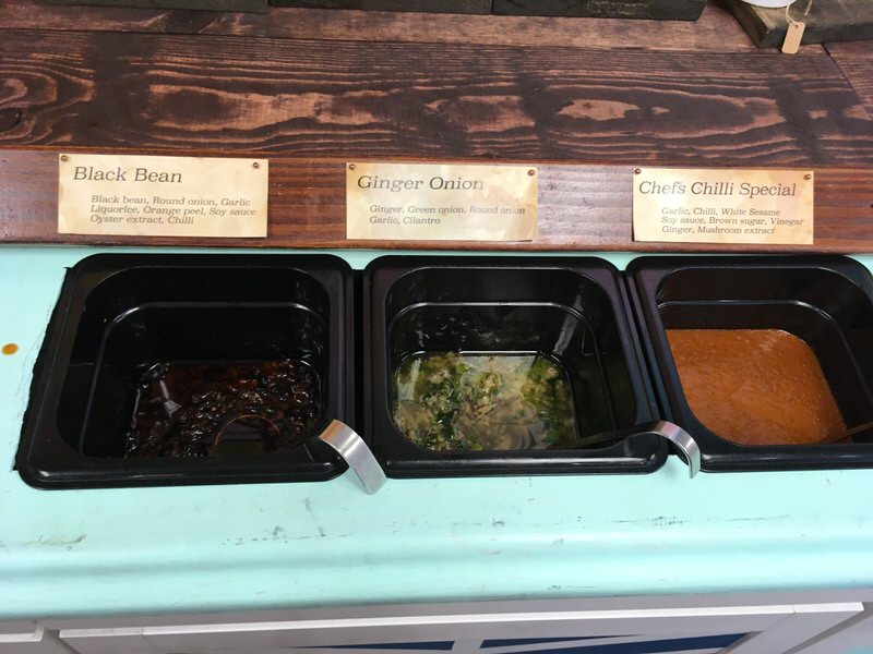 ブラックビーン、ジンジャーオニオン、シェフのチリスペシャル