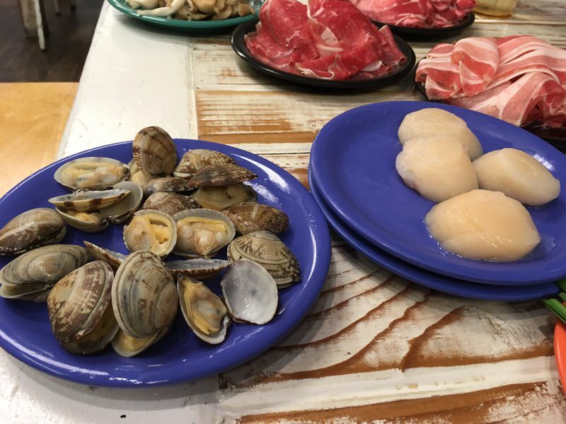 あさり5ドルとホタテ10ドル