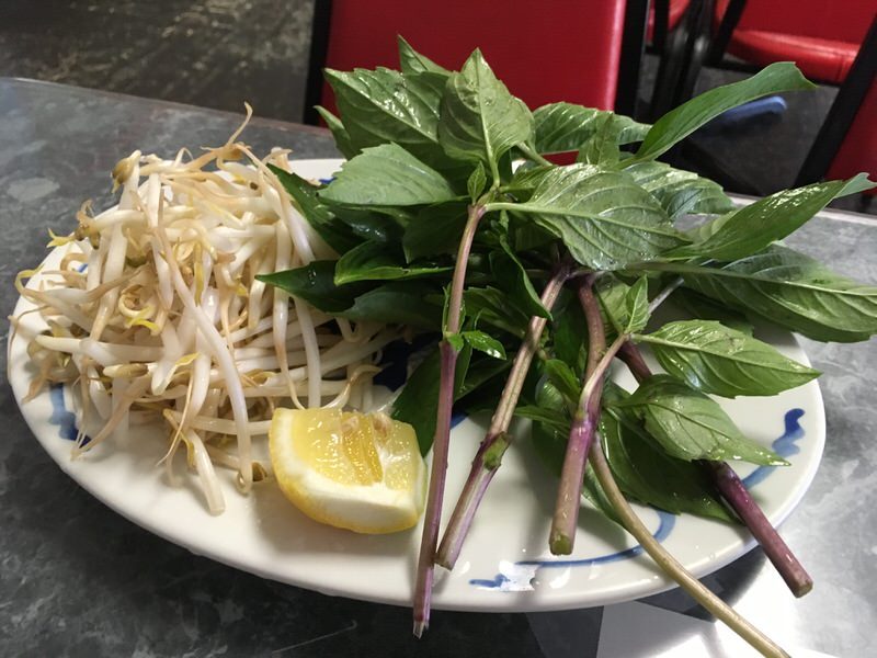 フォーの付け合せの野菜