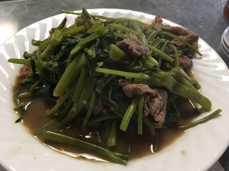 牛肉と空芯菜の炒めもの Stir Fried Beef Ong Choi 11.5ドル